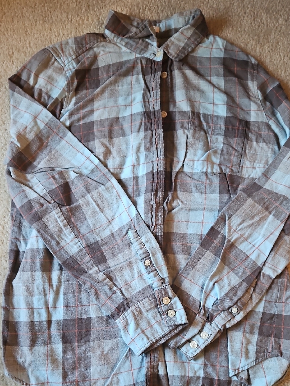 Casual Plaid Button-Up Shirt - Grey & Light Blue